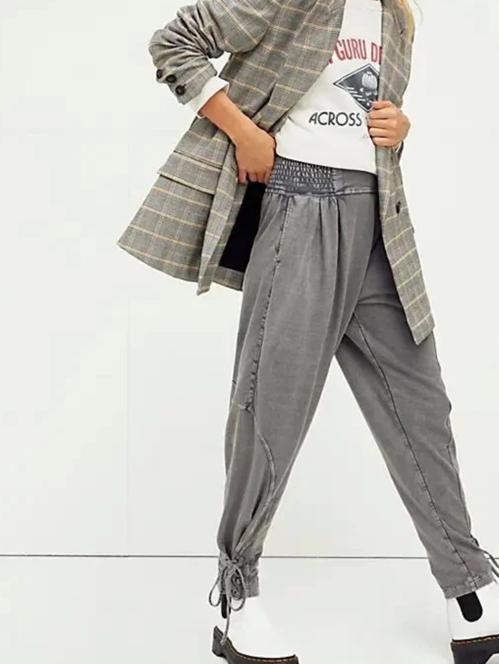 Women's Relaxed Drawstring Hem Jogger Pants in Gray